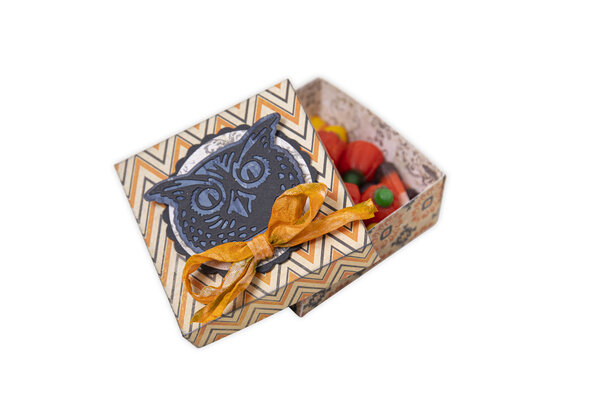 Sizzix Thinlits Die by Tim Holtz Retro Halloween (12pcs) (666000) (DISCONTINUED) Sizzix Thinlits Die by Tim Holtz Retro Halloween (12pcs) (666000) (DISCONTINUED)