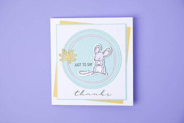 Sizzix Framelits Die w/Stamps by Lisa Jones Hello Mouse (8+11pcs) (665175) (DISCONTINUED) Sizzix Framelits Die w/Stamps by Lisa Jones Hello Mouse (8+11pcs) (665175) (DISCONTINUED)