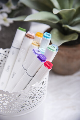 Sizzix Permanent Pens Assorted Colors (12pcs) (663056) (DISCONTINUED) Sizzix Permanent Pens Assorted Colors (12pcs) (663056) (DISCONTINUED)