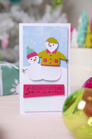 Sizzix Thinlits Die by Jennifer Ogborn Snow Family (17pcs) (665959) (DISCONTINUED) Sizzix Thinlits Die by Jennifer Ogborn Snow Family (17pcs) (665959) (DISCONTINUED)
