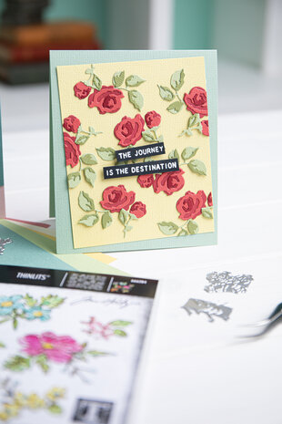 Sizzix Thinlits Die by Tim Holtz Brushstroke Flowers Mini (14pcs) (666284) Sizzix Thinlits Die by Tim Holtz Brushstroke Flowers Mini (14pcs) (666284)