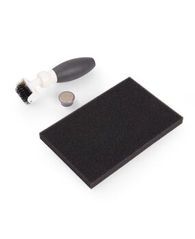 Sizzix Die Brush w/Magnetic Pickup Tool (661672) (DISCONTINUED) Sizzix Die Brush w/Magnetic Pickup Tool (661672) (DISCONTINUED)