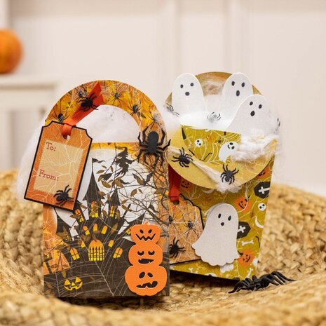 Crafter's Companion Halloween Gift Bag Paper Pad (CC-PAD-GIFT-HAGB) (OUTLET) Crafter's Companion Halloween Gift Bag Paper Pad (CC-PAD-GIFT-HAGB) (OUTLET)