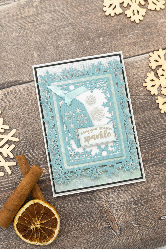 Crafter's Companion Christmas Nesting Cutting & Embossing Die Shimmering Snowflakes (CC-DCE-MD-SHSN) (OUTLET)