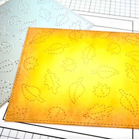 Heffy Doodle Stitched Leaves Backdrop Die (HFD0522) (OUTLET)