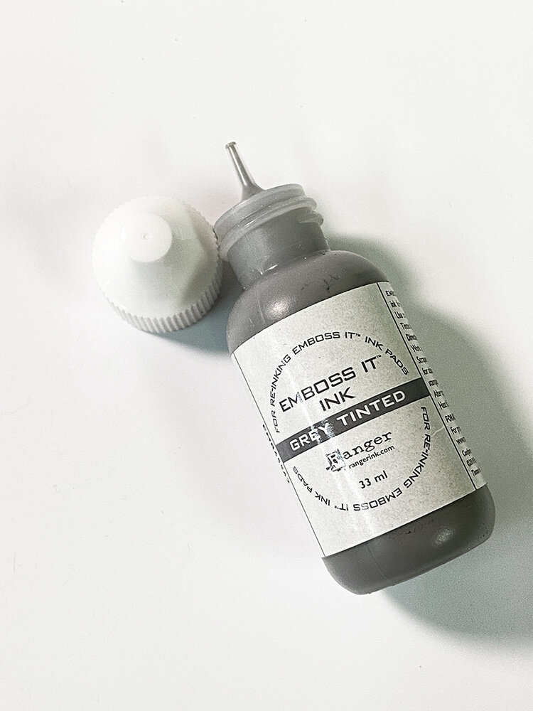 Ranger Ranger Emboss It Ink Re-Inker Grey Tinted 1 oz (EMB65562) Ranger Ranger Emboss It Ink Re-Inker Grey Tinted 1 oz (EMB65562)