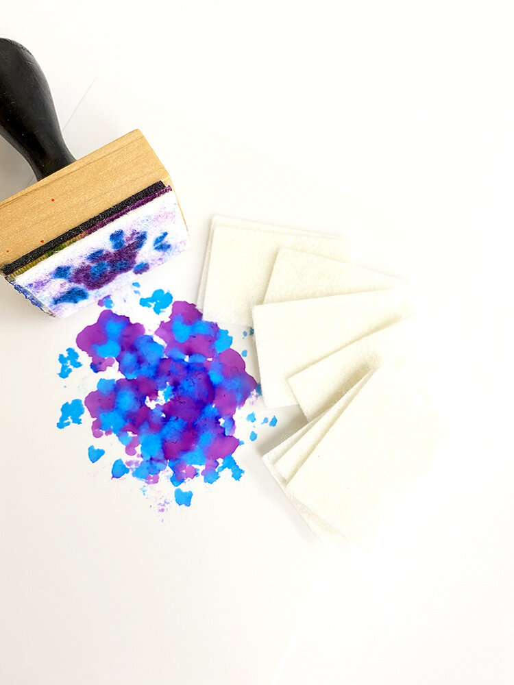 Ranger Tim Holtz Alcohol Ink Applicator Tool - Replacement Felts (50pcs) (TIM20844) Ranger Tim Holtz Alcohol Ink Applicator Tool - Replacement Felts (50pcs) (TIM20844)