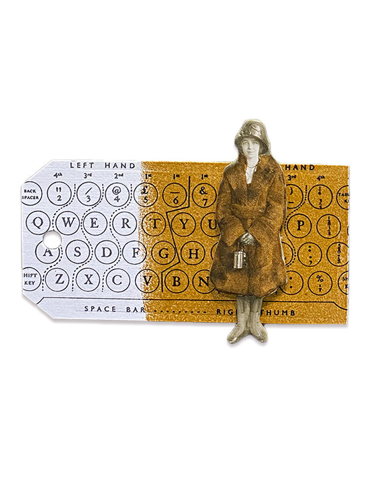 Ranger Tim Holtz Distress Embossing Glaze Vintage Photo 1 oz (TDE71037) Ranger Tim Holtz Distress Embossing Glaze Vintage Photo 1 oz (TDE71037)