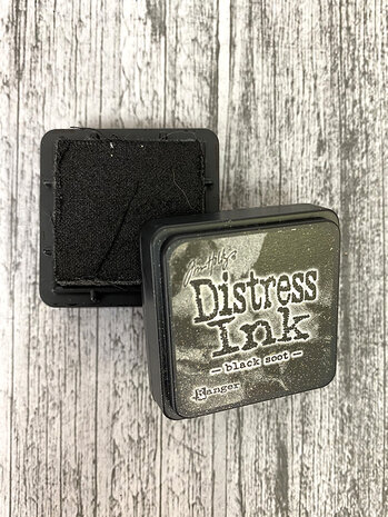 Ranger Tim Holtz Distress Ink Pad Mini Black Soot (TDP39860) Ranger Tim Holtz Distress Ink Pad Mini Black Soot (TDP39860)