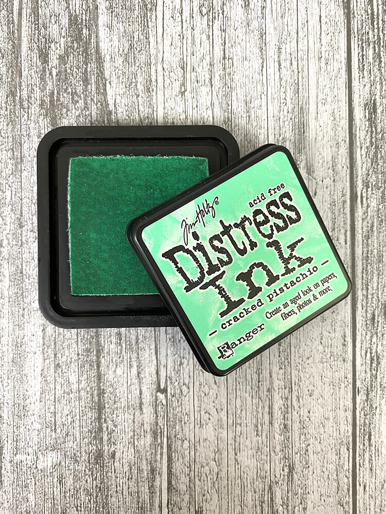 Ranger Tim Holtz Distress Ink Pad Cracked Pistachio (TIM43218) Ranger Tim Holtz Distress Ink Pad Cracked Pistachio (TIM43218)