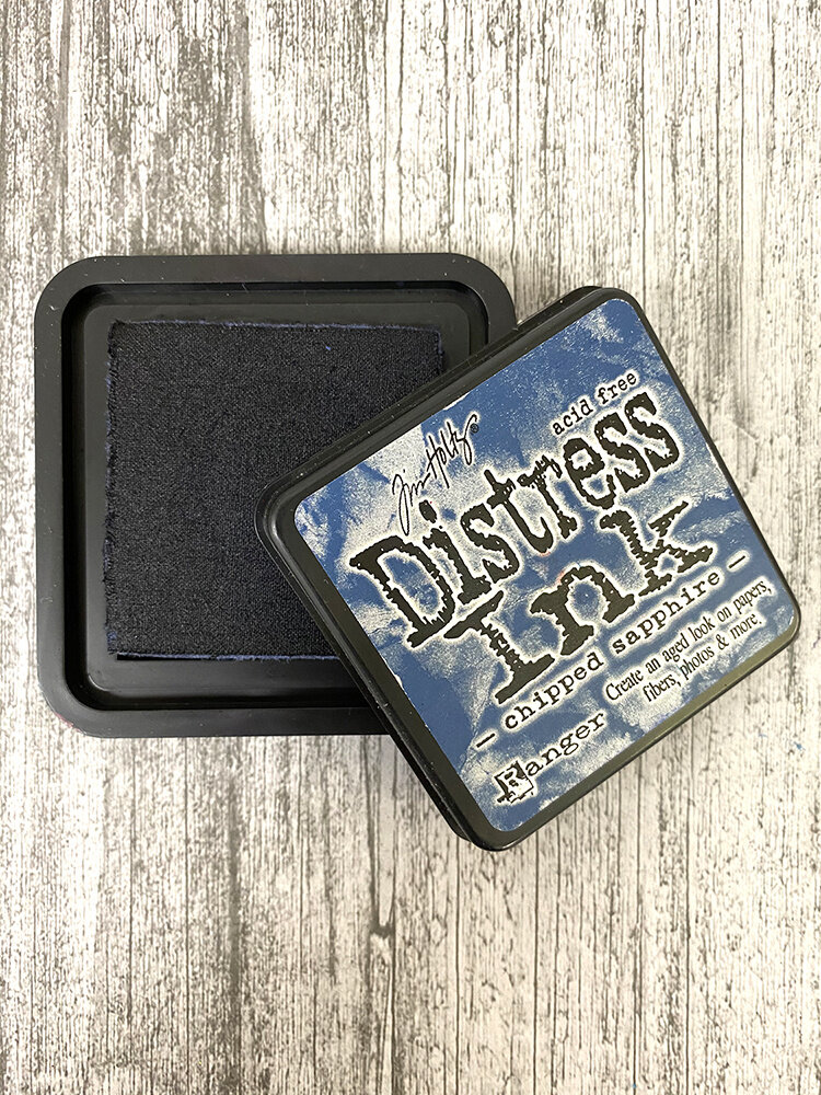 Ranger Tim Holtz Distress Ink Pad Chipped Sapphire (TIM27119) Ranger Tim Holtz Distress Ink Pad Chipped Sapphire (TIM27119)