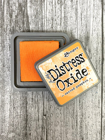Ranger Tim Holtz Distress Oxide Ink Pad Carved Pumpkin (TDO55877) Ranger Tim Holtz Distress Oxide Ink Pad Carved Pumpkin (TDO55877)