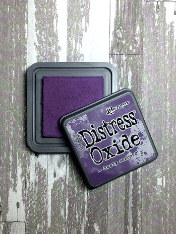 Ranger Tim Holtz Distress Oxide Ink Pad Dusty Concord (TDO55921) Ranger Tim Holtz Distress Oxide Ink Pad Dusty Concord (TDO55921)