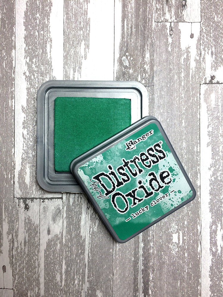 Ranger Tim Holtz Distress Oxide Ink Pad Lucky Clover (TDO56041) Ranger Tim Holtz Distress Oxide Ink Pad Lucky Clover (TDO56041)