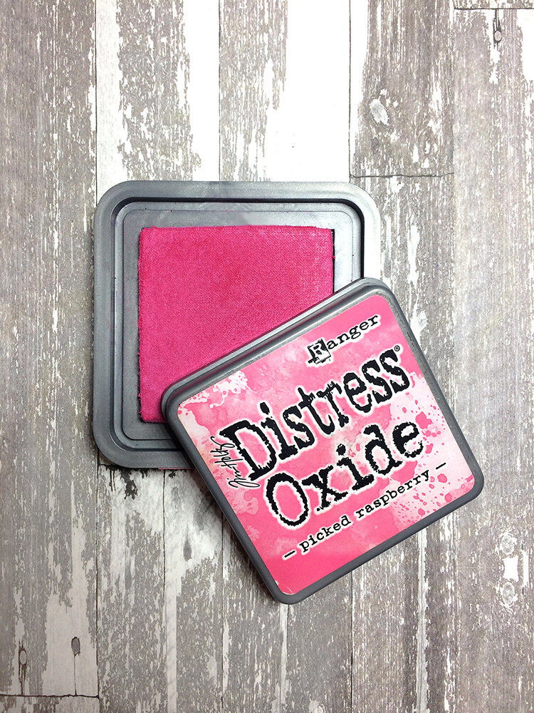 Ranger Tim Holtz Distress Oxide Ink Pad Picked Raspberry (TDO56126) Ranger Tim Holtz Distress Oxide Ink Pad Picked Raspberry (TDO56126)