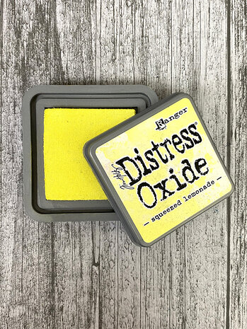 Ranger Tim Holtz Distress Oxide Ink Pad Squeezed Lemonade (TDO56249) Ranger Tim Holtz Distress Oxide Ink Pad Squeezed Lemonade (TDO56249)