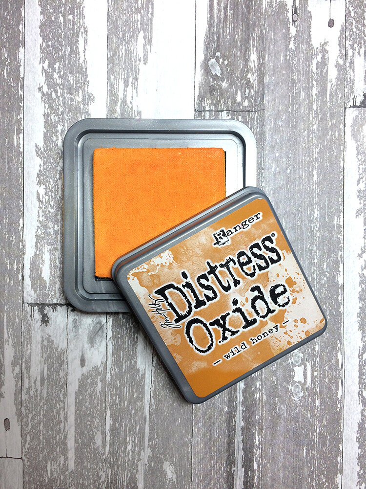 Ranger Tim Holtz Distress Oxide Ink Pad Wild Honey (TDO56348) Ranger Tim Holtz Distress Oxide Ink Pad Wild Honey (TDO56348)