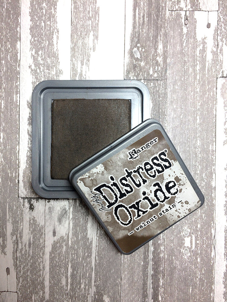 Ranger Tim Holtz Distress Oxide Ink Pad Walnut Stain (TDO56324) Ranger Tim Holtz Distress Oxide Ink Pad Walnut Stain (TDO56324)