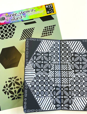 Ranger Dyan Reaveley Dylusions Stencils & Masks L 1 1/2 Inch Quilt (DYS75349) (DISCONTINUED)