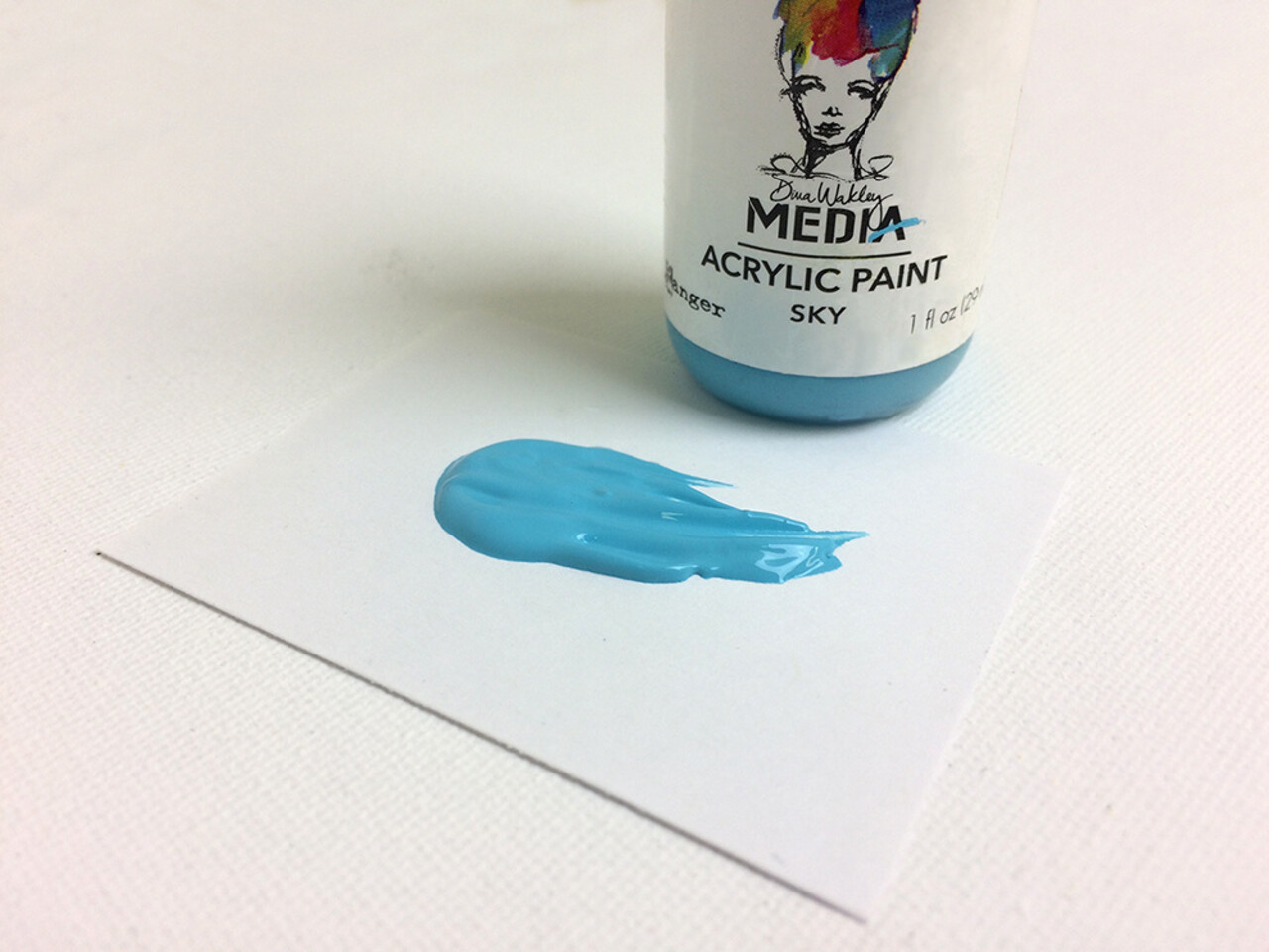 Ranger Dina Wakley MEdia Heavy Body Acrylic Paints Sky 1 fl oz (MDQ54085) Ranger Dina Wakley MEdia Heavy Body Acrylic Paints Sky 1 fl oz (MDQ54085)