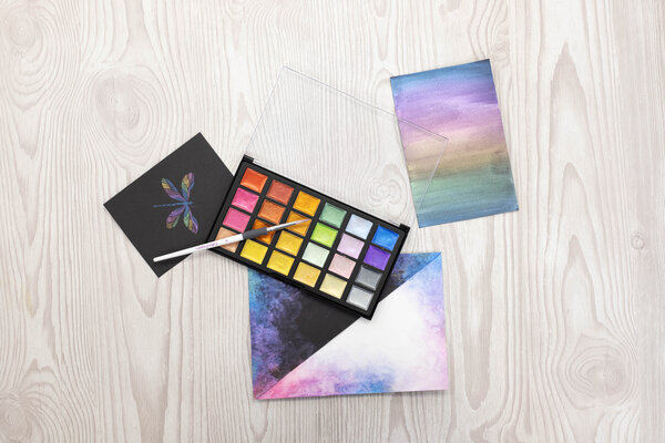 Crafter's Companion Shimmer Watercolour Palette Moonbeam (CC-SHWAPAL-MB) Crafter's Companion Shimmer Watercolour Palette Moonbeam (CC-SHWAPAL-MB)