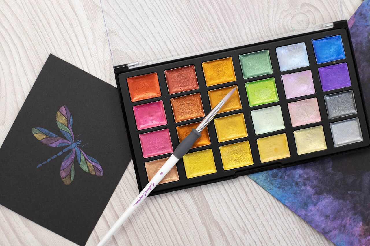 Crafter's Companion Shimmer Watercolour Palette Moonbeam (CC-SHWAPAL-MB) Crafter's Companion Shimmer Watercolour Palette Moonbeam (CC-SHWAPAL-MB)