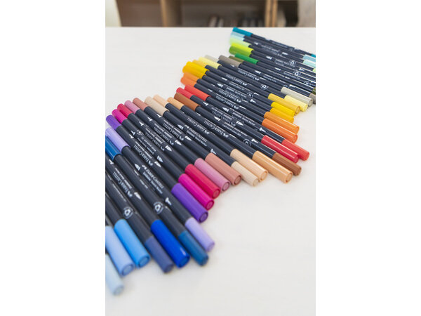 Faber Castell Goldfaber Sketch Dual Markers Alcohol-based Car Design (6pcs) (FC-164813) Faber Castell Goldfaber Sketch Dual Markers Alcohol-based Car Design (6pcs) (FC-164813)