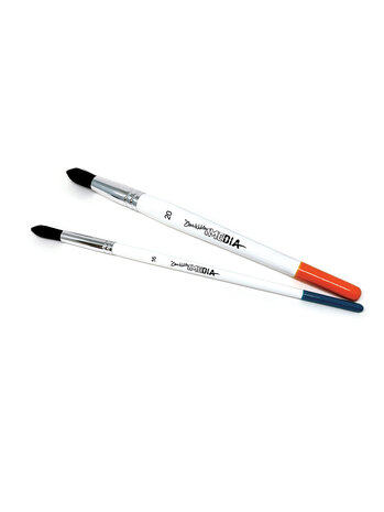 Ranger Dina Wakley MEdia Brushes Set Round #16 & #20 (2pcs) (MDA82163) Ranger Dina Wakley MEdia Brushes Set Round #16 & #20 (2pcs) (MDA82163)