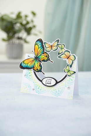 Crafter's Companion Bold Butterflies Stamp & Die Red Admiral Butterfly (SD-BB-STD-RED) (DISCONTINUED) Crafter's Companion Bold Butterflies Stamp & Die Red Admiral Butterfly (SD-BB-STD-RED) (DISCONTINUED)