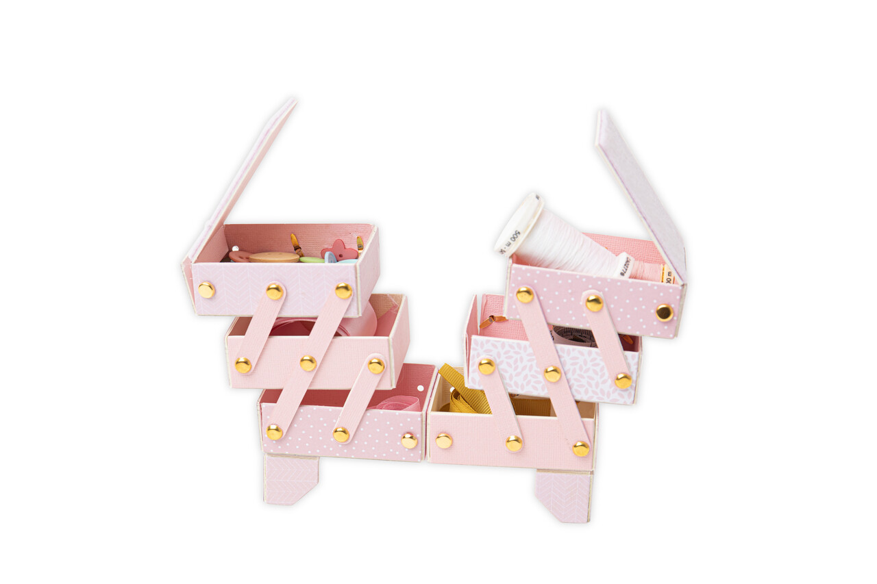 Sizzix ScoreBoards XL Die by Eileen Hull Box: Cantilever Sewing Box (660768) Sizzix ScoreBoards XL Die by Eileen Hull Box: Cantilever Sewing Box (660768)