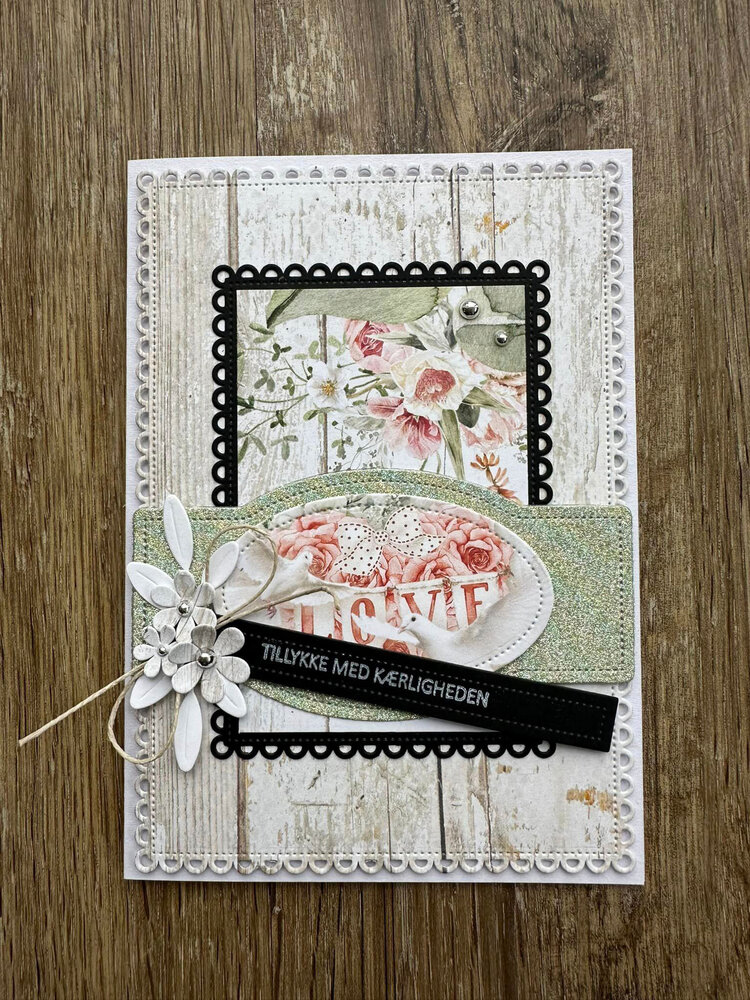 Simple and Basic Lace Edge A7 Dies (SBD406) (DISCONTINUED)