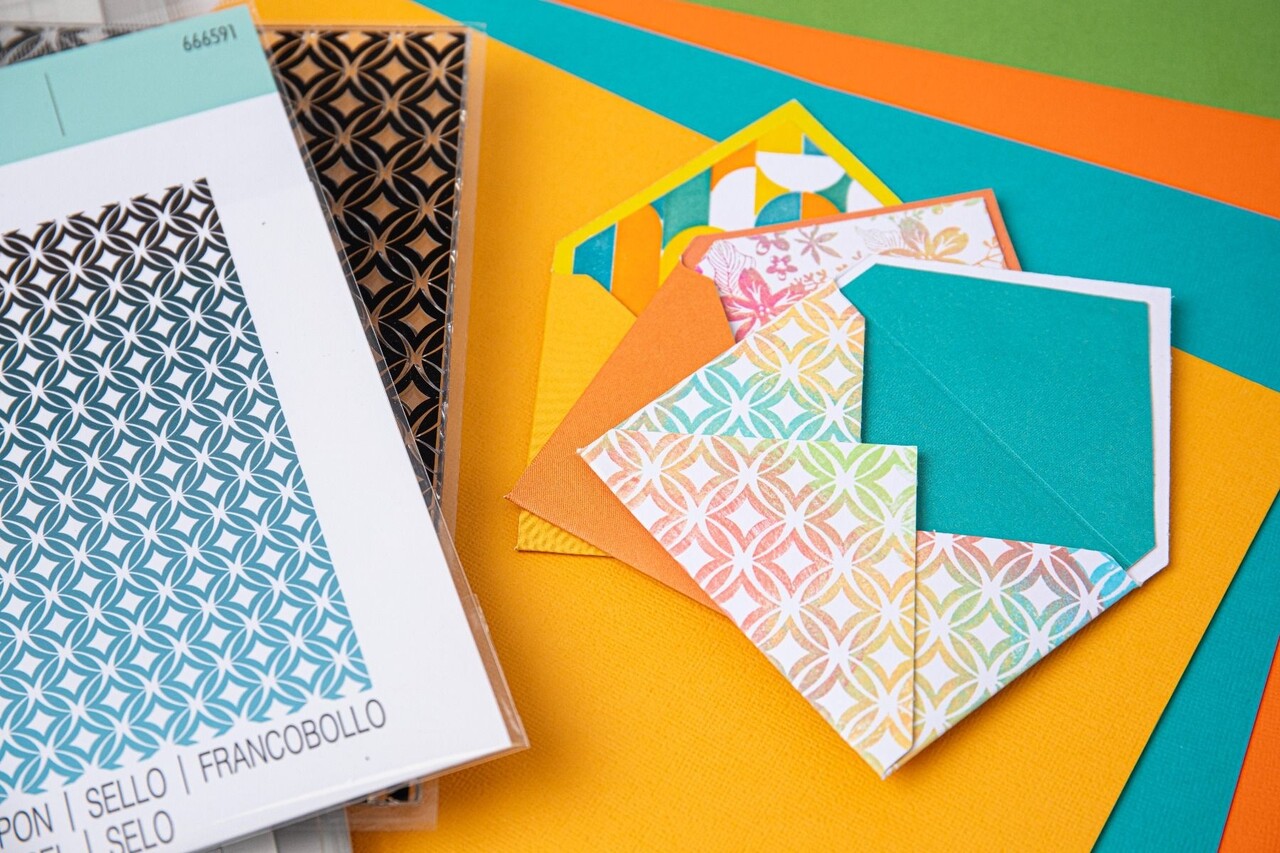 Sizzix Clear Stamps by Stacey Park Cosmopolitan, Uptown (666591) (DISCONTINUED) Sizzix Clear Stamps by Stacey Park Cosmopolitan, Uptown (666591) (DISCONTINUED)