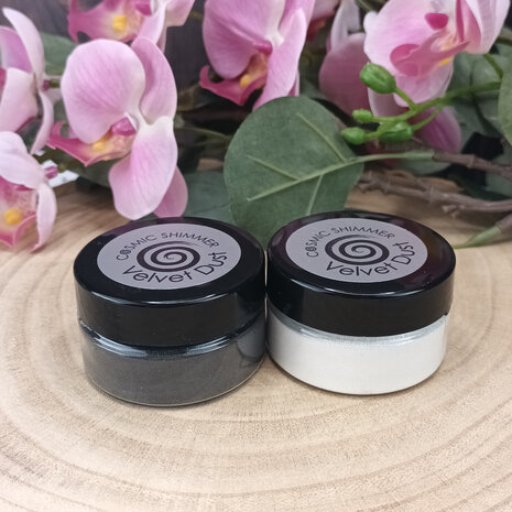 Cosmic Shimmer Velvet Dust Midnight Black 25ml (CSVDBLACK) (OUTLET) Cosmic Shimmer Velvet Dust Midnight Black 25ml (CSVDBLACK) (OUTLET)
