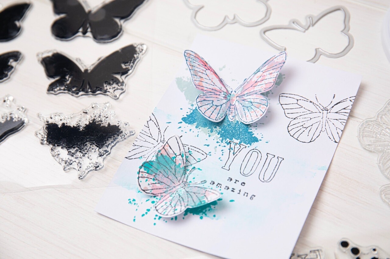 Sizzix Framelits Die w/Stamps by 49 and Market A5 Painted Pencil Butterflies (8+2pcs) (666634)