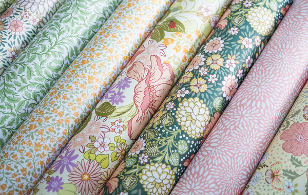 Craft Consortium Spring Gardens 6x6 Inch Paper Pad (CCDPAD002B) Craft Consortium Spring Gardens 6x6 Inch Paper Pad (CCDPAD002B)