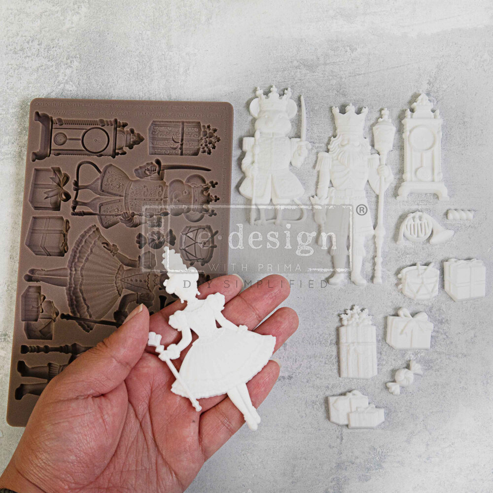 Re-Design with Prima Nutcracker Party 5x8 Inch Decor Mould (672058)