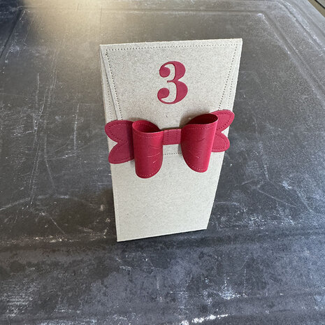 Simple and Basic Bow for Presents Dies (SBD476)