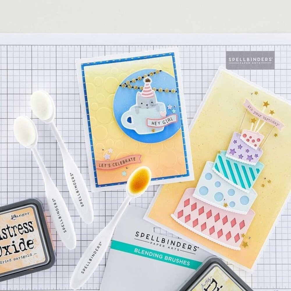 Spellbinders Blending Brushes (3pcs) (T-034) Spellbinders Blending Brushes (3pcs) (T-034)