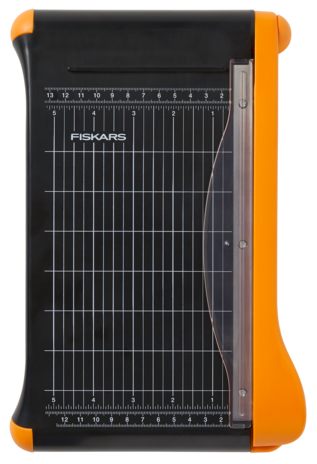 Fiskars Guillotine Bypass A5 Recycled (1077982) Fiskars Guillotine Bypass A5 Recycled (1077982)