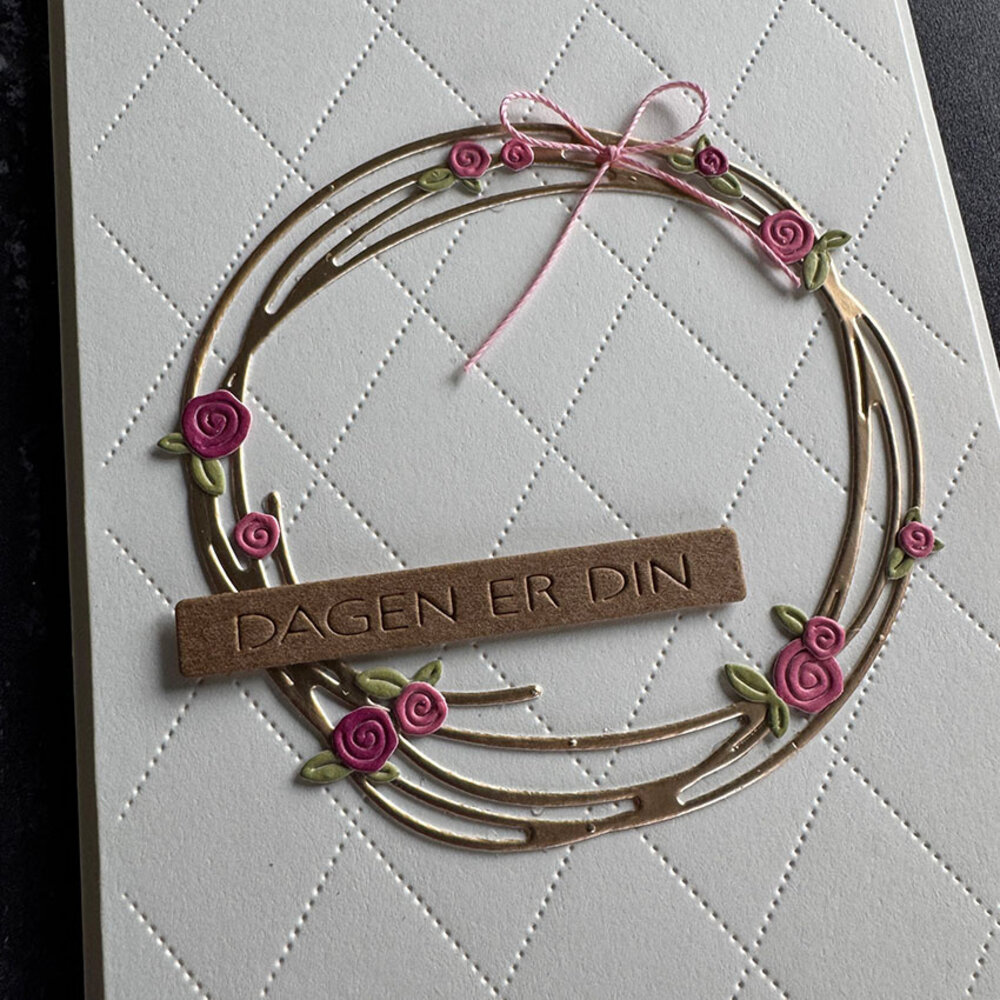 Simple and Basic Scribbles Round Dies (SBD528)