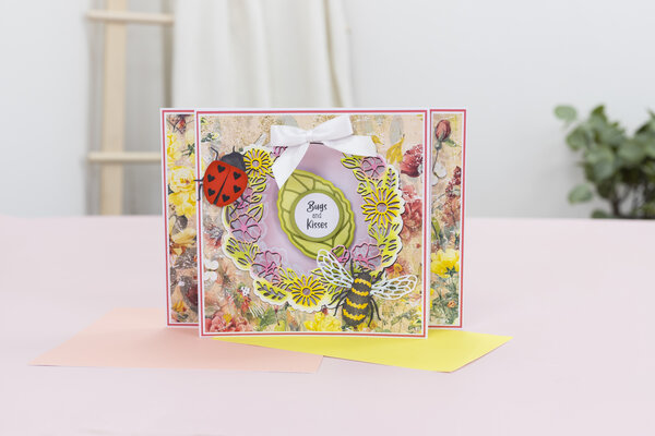 Crafter's Companion Flora & Fauna Metal Die - Flora & Fauna Bugs (NG-FF-MD-FLFB)