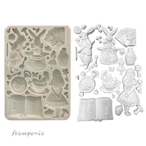 Stamperia Alice in Christmas A5 Silicon Mould (KACMA572)