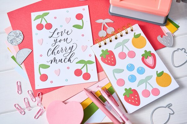 Sizzix Thinlits Die by Letters by Shells Fruit Doodles (17pcs) (666966) Sizzix Thinlits Die by Letters by Shells Fruit Doodles (17pcs) (666966)