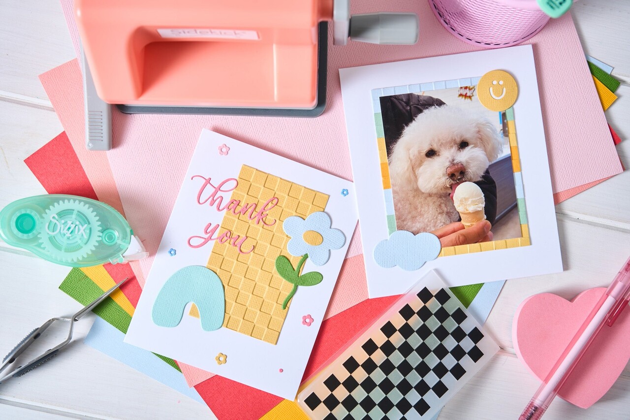 Sizzix 2D Mini Embossing Folder by Letters by Shells Checkered Pattern (666968) Sizzix 2D Mini Embossing Folder by Letters by Shells Checkered Pattern (666968)