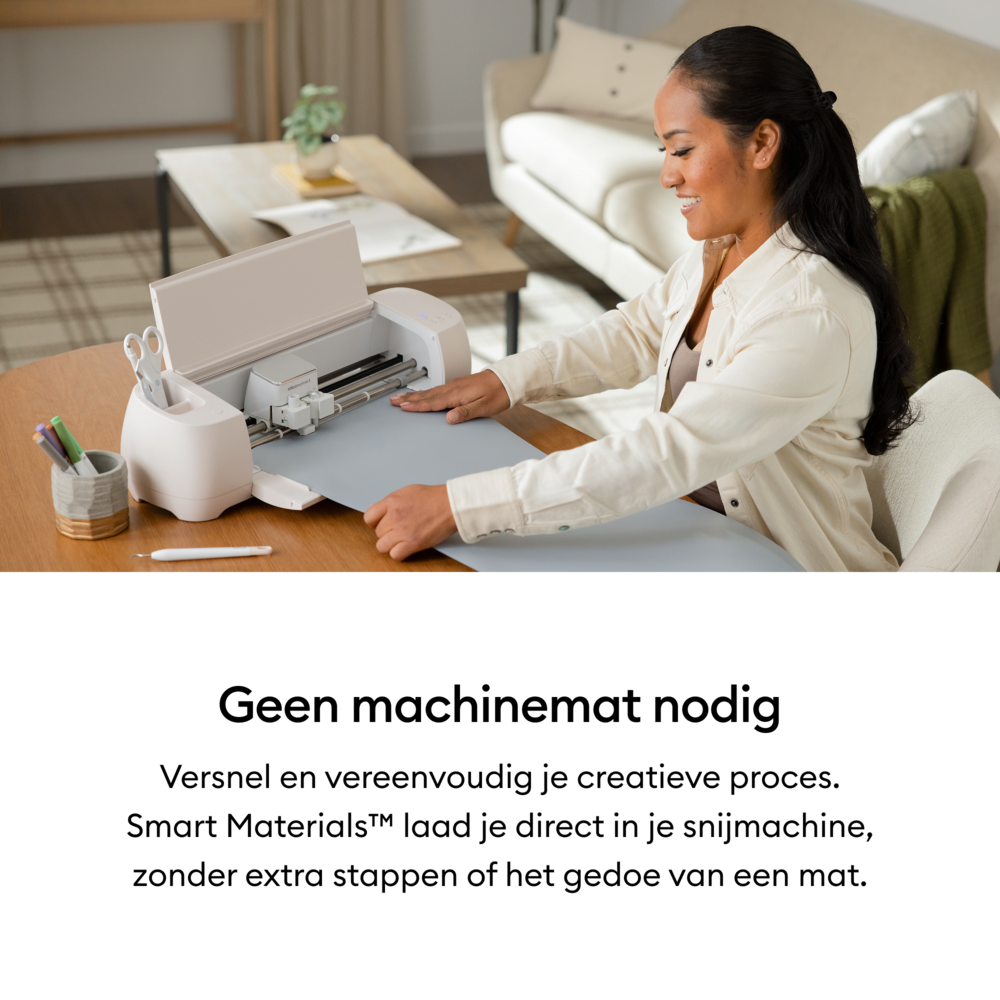 Cricut Joy Xtra Smart Iron-On 9.5x24 Inch Matte White (1pcs) (2011363) Cricut Joy Xtra Smart Iron-On 9.5x24 Inch Matte White (1pcs) (2011363)