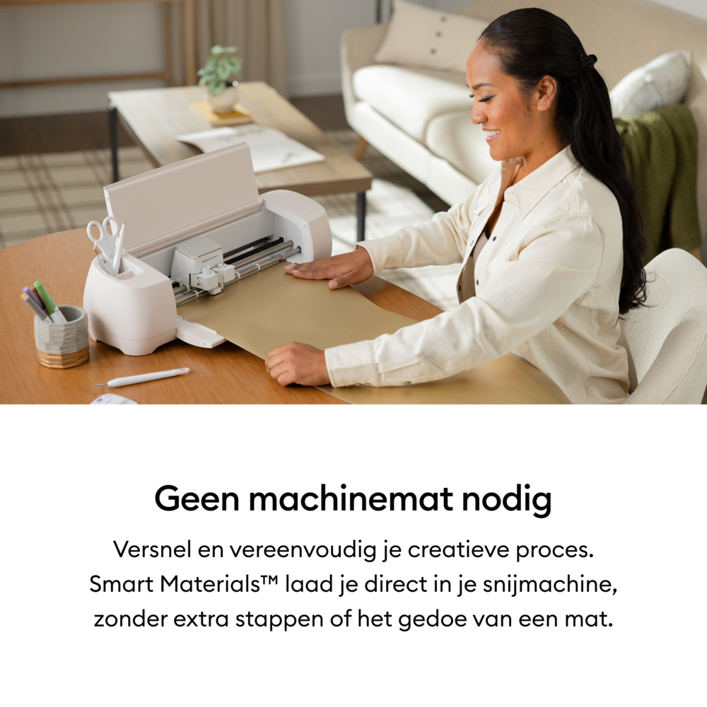 Cricut Joy Smart Vinyl Permanent 5.5x48 Inch White (2011355) Cricut Joy Smart Vinyl Permanent 5.5x48 Inch White (2011355)
