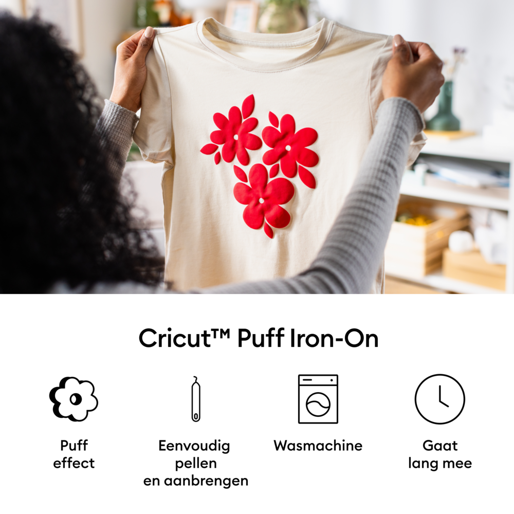 Cricut Puff Iron-On 12x19 Inch Red (2011773) Cricut Puff Iron-On 12x19 Inch Red (2011773)