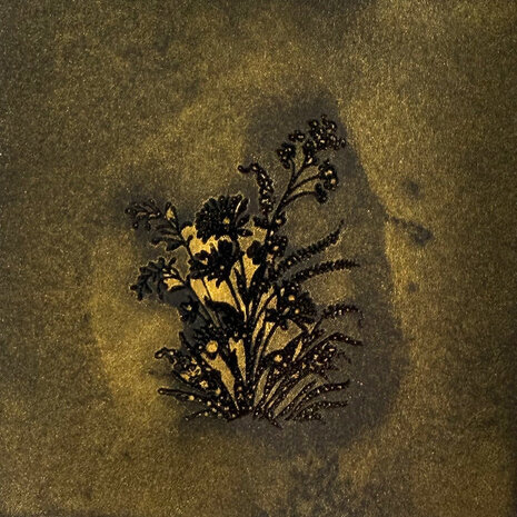 Lindy's Stamp Gang Dragon's Delight Glitz Spritz 2 oz (glitz-45)