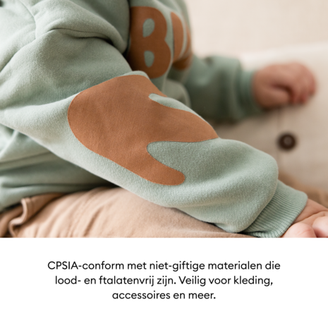 Cricut Joy Smart Iron-On 5.5x24 Inch Black Matte (2011352) Cricut Joy Smart Iron-On 5.5x24 Inch Black Matte (2011352)