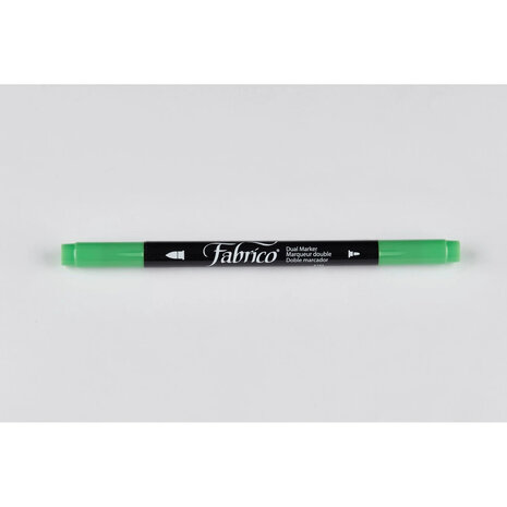 Tsukineko VersaCraft Fabrico Marker Spring Green (FAM-122) Tsukineko VersaCraft Fabrico Marker Spring Green (FAM-122)